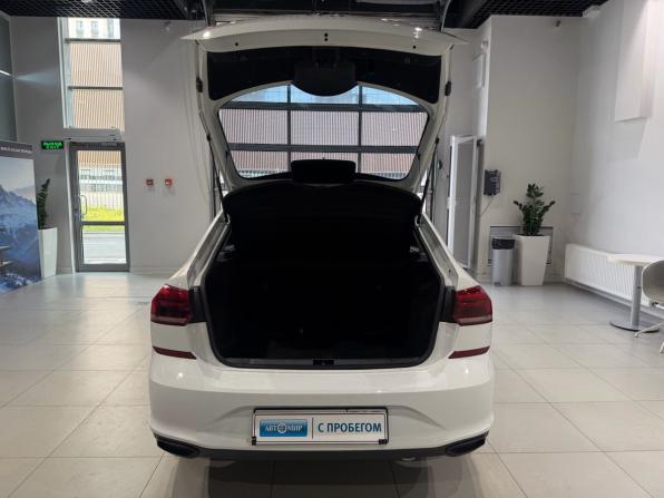 Volkswagen Polo VI с пробегом 2021 года, цена 1 370 000 рублей, 181235 км, лифтбек, Автокод Объявления