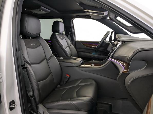 Cadillac Escalade IV с пробегом 2020 года, цена 6 100 000 рублей, 47064 км, внедорожник, Автокод Объявления