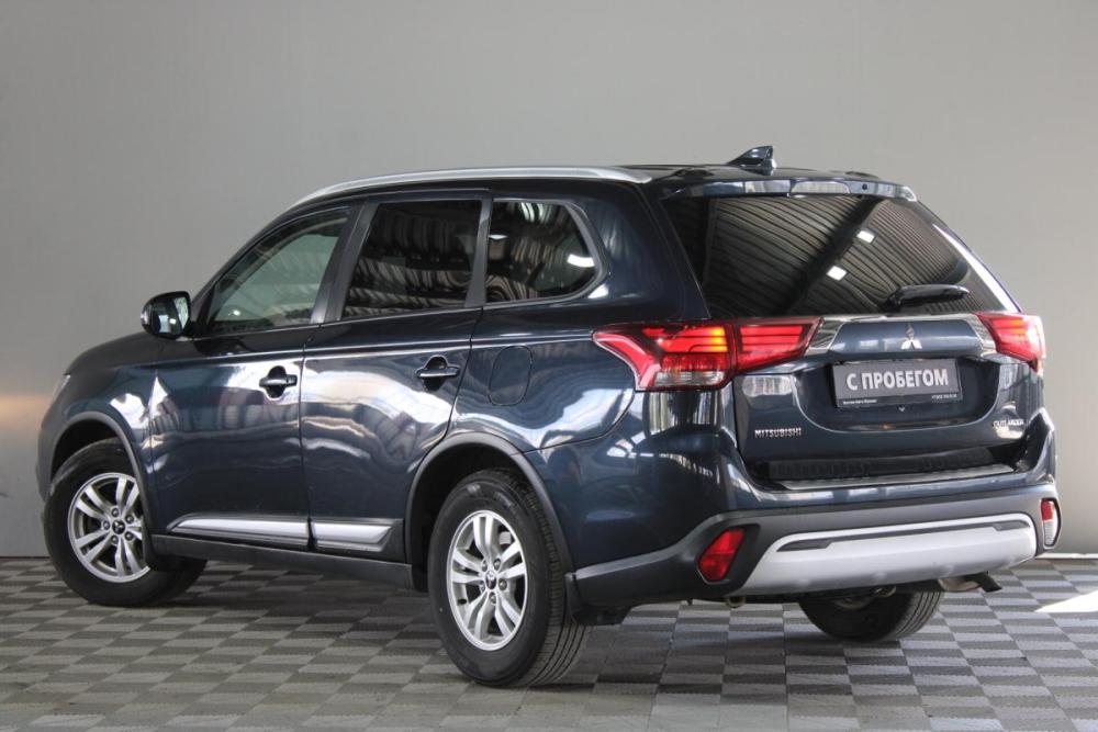 Mitsubishi Outlander III Рестайлинг 3 Санкт-Петербург  - изображение 5