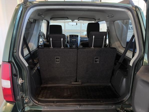 Suzuki Jimny III Рестайлинг 2 с пробегом 2013 года, цена 1 394 000 рублей, 106457 км, внедорожник, Автокод Объявления