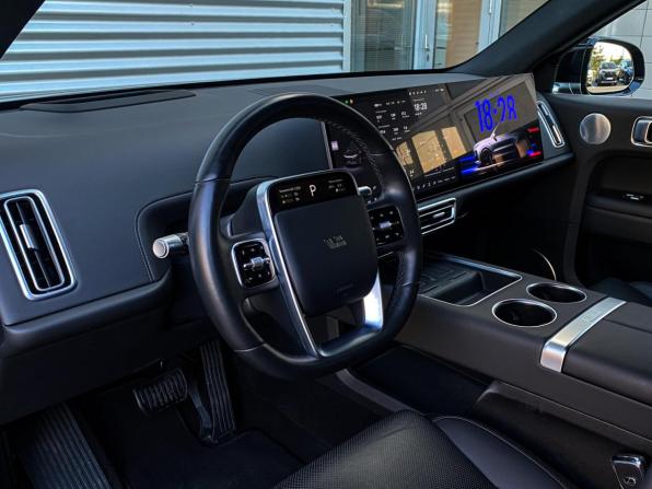 Li Auto (Lixiang) L6 I с пробегом 2024 года, цена 5 350 000 рублей, 50000 км, внедорожник, Автокод Объявления