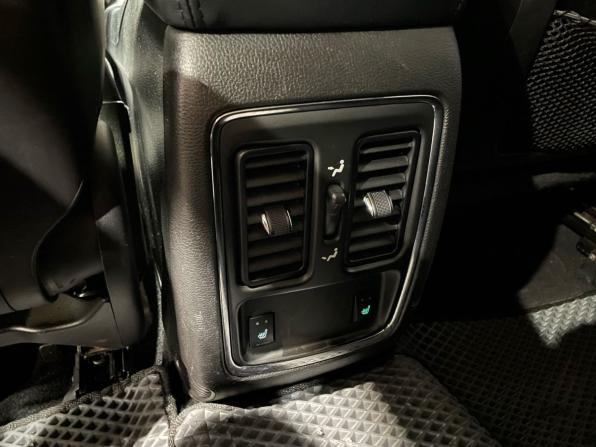 Jeep Grand Cherokee IV (WK2) с пробегом 2011 года, цена 1 690 000 рублей, 191620 км, внедорожник, Автокод Объявления
