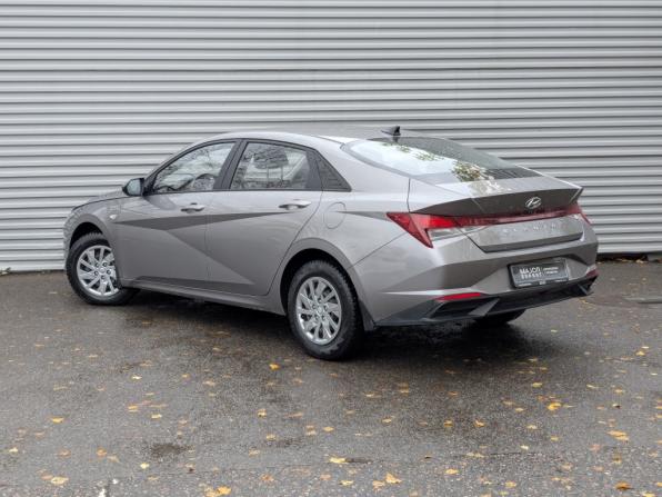 Hyundai Elantra VII (CN7) с пробегом 2022 года, цена 1 950 000 рублей, 64685 км, седан, Автокод Объявления