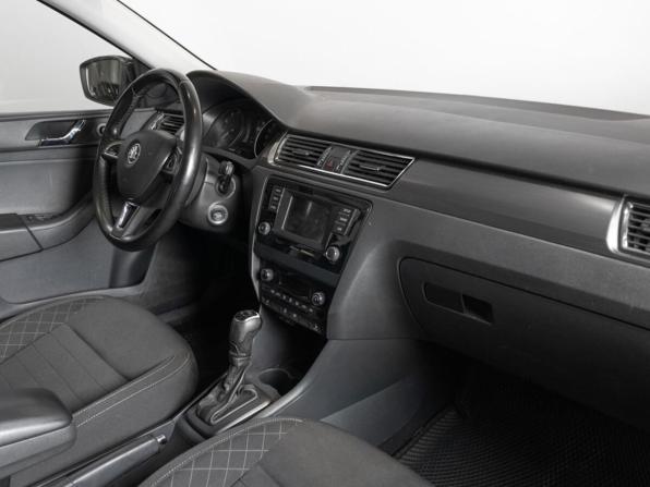 Skoda Rapid I с пробегом 2016 года, цена 1 130 000 рублей, 191000 км, лифтбек, Автокод Объявления