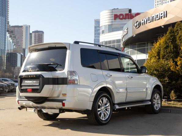 Mitsubishi Pajero IV Рестайлинг 2 с пробегом 2019 года, цена 3 688 000 рублей, 37122 км, внедорожник, Автокод Объявления