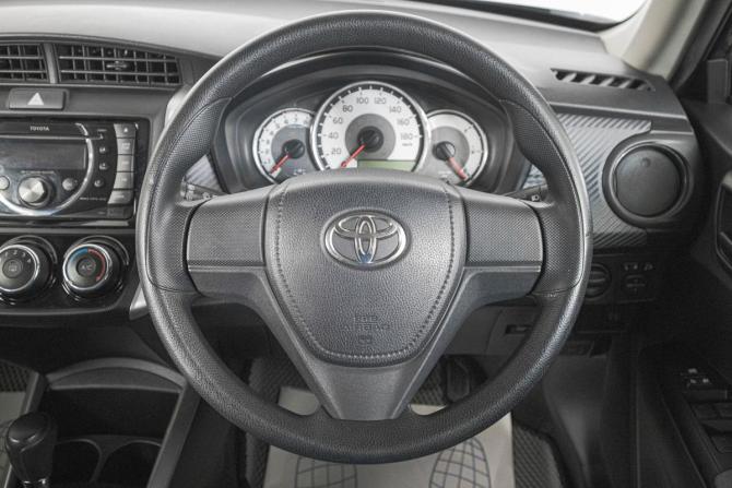 Toyota Corolla XI (E160 E170 E180) с пробегом 2012 года, цена 1 049 000 рублей, 99230 км, универсал, Автокод Объявления