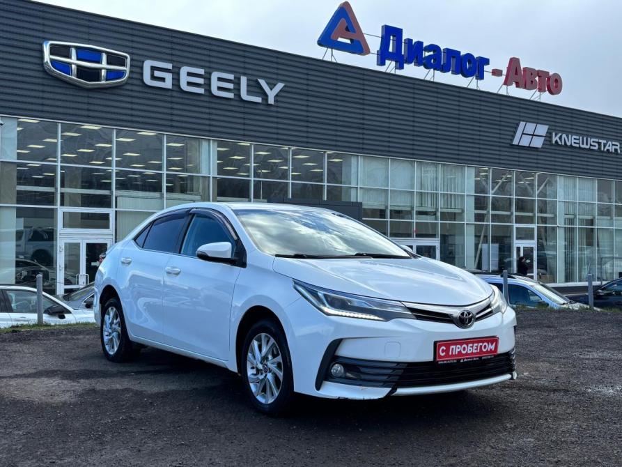 Toyota Corolla XI (E160 E170 E180) Рестайлинг 1 Набережные Челны  - изображение 1