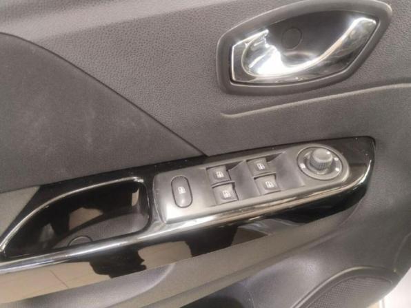 Renault Kaptur I с пробегом 2018 года, цена 1 322 800 рублей, 147130 км, внедорожник, Автокод Объявления