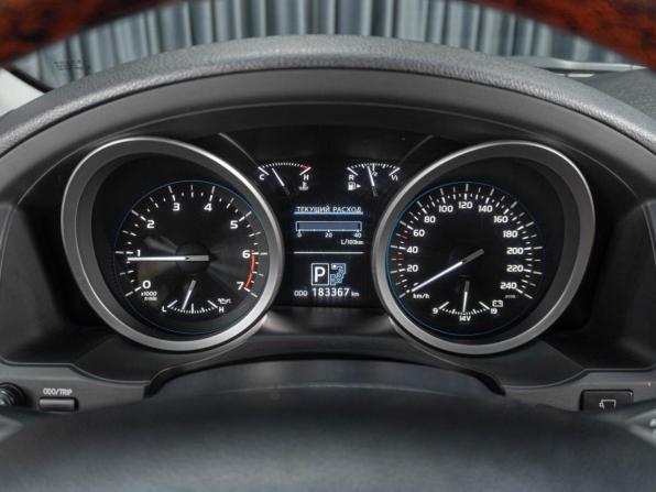 Toyota Land Cruiser 200 Series Рестайлинг 1 с пробегом 2013 года, цена 3 999 000 рублей, 183367 км, внедорожник, Автокод Объявления