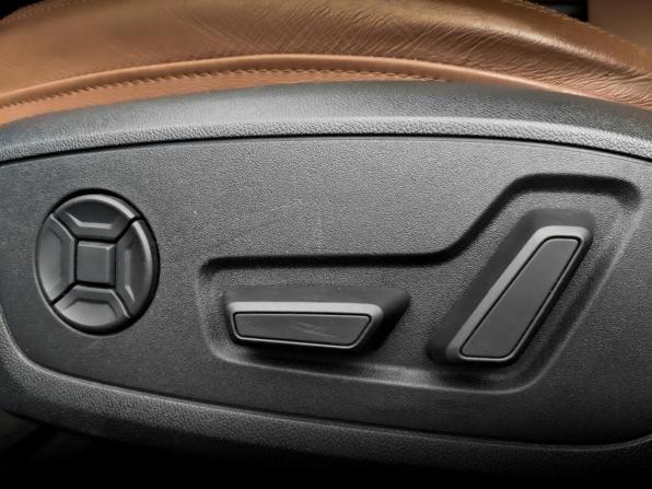 Audi A6 V (C8) с пробегом 2021 года, цена 4 120 000 рублей, 59943 км, седан, Автокод Объявления