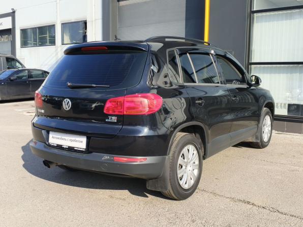 Volkswagen Tiguan I Рестайлинг с пробегом 2011 года, цена 971 000 рублей, 196841 км, внедорожник, Автокод Объявления