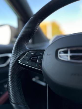 Geely Coolray I Рестайлинг с пробегом 2023 года, цена 2 130 000 рублей, 21173 км, внедорожник, Автокод Объявления