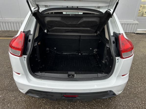 Lada (ВАЗ) XRAY I с пробегом 2019 года, цена 650 000 рублей, 201935 км, хэтчбек, Автокод Объявления