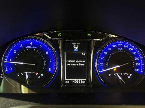Toyota Camry VII (XV50) Рестайлинг с пробегом 2015 года, цена 2 290 000 рублей, 140000 км, седан, Автокод Объявления
