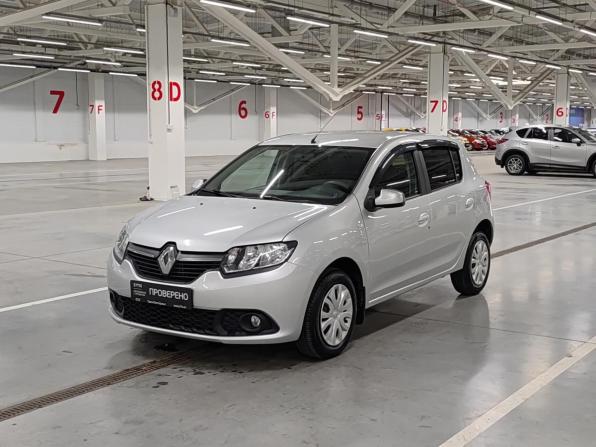 Renault Sandero II с пробегом 2016 года, цена 830 000 рублей, 67593 км, хэтчбек, Автокод Объявления
