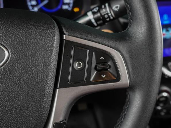 Hyundai Solaris I Рестайлинг с пробегом 2015 года, цена 999 000 рублей, 192921 км, седан, Автокод Объявления