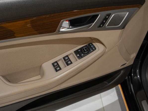 Genesis G80 I с пробегом 2019 года, цена 1 545 000 рублей, 229190 км, седан, Автокод Объявления