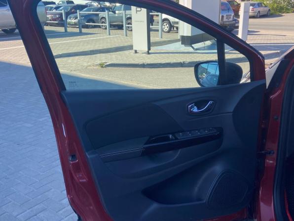 Renault Kaptur I с пробегом 2020 года, цена 1 720 000 рублей, 111835 км, внедорожник, Автокод Объявления