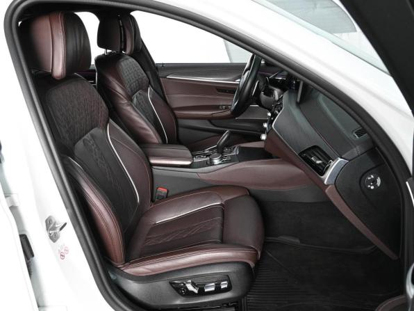 BMW 5 серии VII (G30/G31/G38) Рестайлинг с пробегом 2020 года, цена 5 199 000 рублей, 116674 км, седан, Автокод Объявления