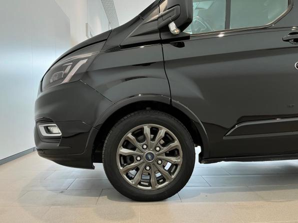 Ford Tourneo Custom I Рестайлинг с пробегом 2019 года, цена 3 200 000 рублей, 208000 км, минивэн, Автокод Объявления