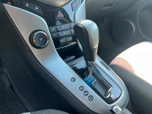 Новый Chevrolet Cruze I Рестайлинг 2012 года, цена 700 000 рублей, хэтчбек, Автокод Объявления