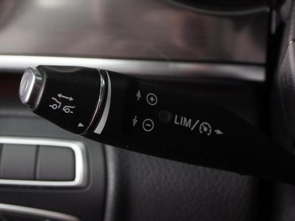 Mercedes-Benz V-Класс III (W447) Рестайлинг с пробегом 2019 года, цена 6 679 000 рублей, 119501 км, минивэн, Автокод Объявления