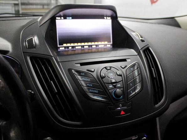 Ford Kuga II с пробегом 2015 года, цена 1 380 000 рублей, 125473 км, внедорожник, Автокод Объявления