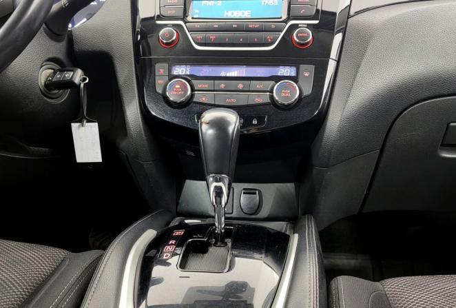 Nissan Qashqai II с пробегом 2017 года, цена 1 740 000 рублей, 146480 км, внедорожник, Автокод Объявления