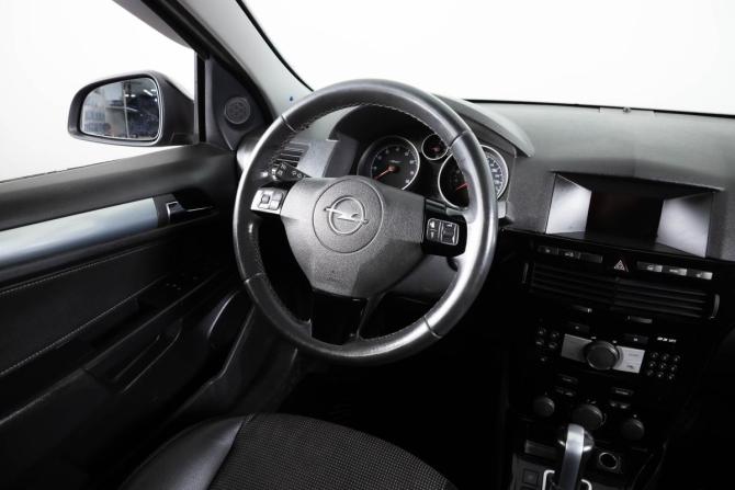Opel Astra H Рестайлинг с пробегом 2010 года, цена 639 000 рублей, 245000 км, седан, Автокод Объявления