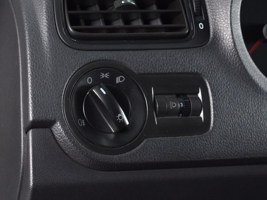 Volkswagen Polo V Рестайлинг Кемерово  - изображение 18