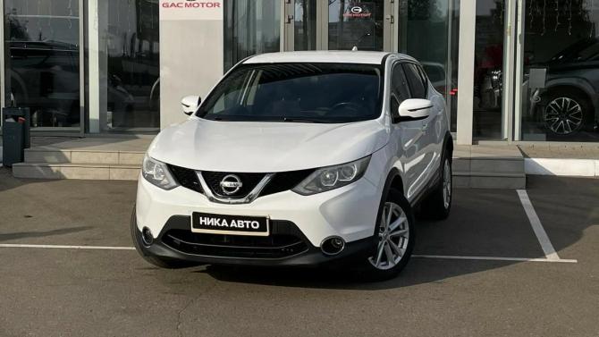 Nissan Qashqai II с пробегом 2018 года, цена 1 638 000 рублей, 123000 км, внедорожник, Автокод Объявления
