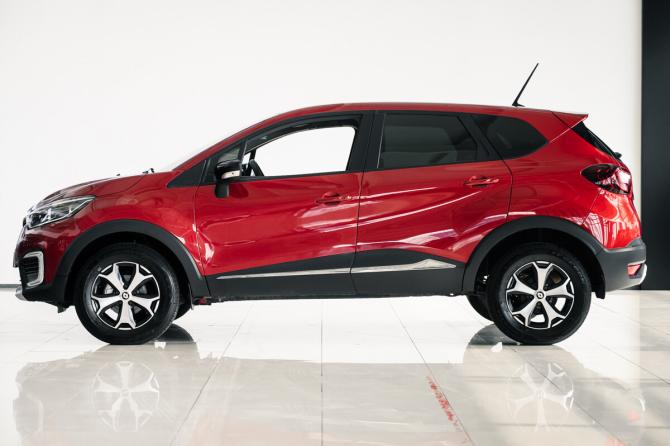 Renault Kaptur I Рестайлинг с пробегом 2021 года, цена 1 200 000 рублей, 145432 км, внедорожник, Автокод Объявления