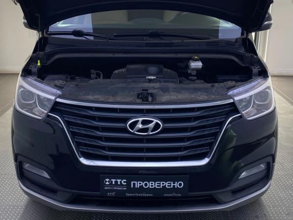 Hyundai H-1 II Рестайлинг 2 с пробегом 2019 года, цена 2 835 000 рублей, 147082 км, минивэн, Автокод Объявления