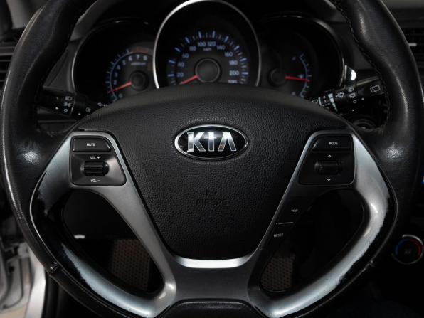 Kia Rio III Рестайлинг с пробегом 2015 года, цена 710 000 рублей, 147444 км, хэтчбек, Автокод Объявления