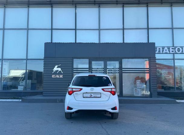 Toyota Vitz III (XP130) Рестайлинг 2 с пробегом 2018 года, цена 1 045 000 рублей, 92114 км, хэтчбек, Автокод Объявления