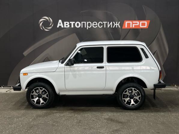 Lada (ВАЗ) Niva Legend с пробегом 2024 года, цена 1 099 000 рублей, 15642 км, внедорожник, Автокод Объявления