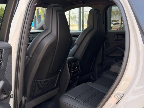 Porsche Cayenne III Рестайлинг с пробегом 2026 года, цена 17 800 000 рублей, 20 км, внедорожник, Автокод Объявления