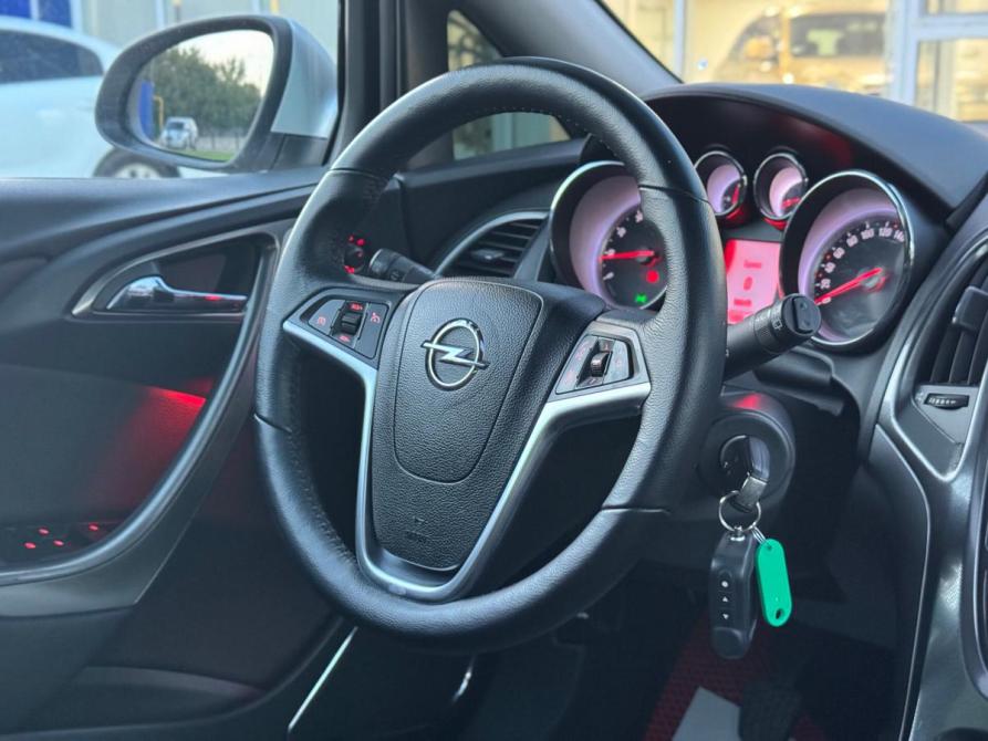 Opel Astra J Ульяновск  - изображение 12