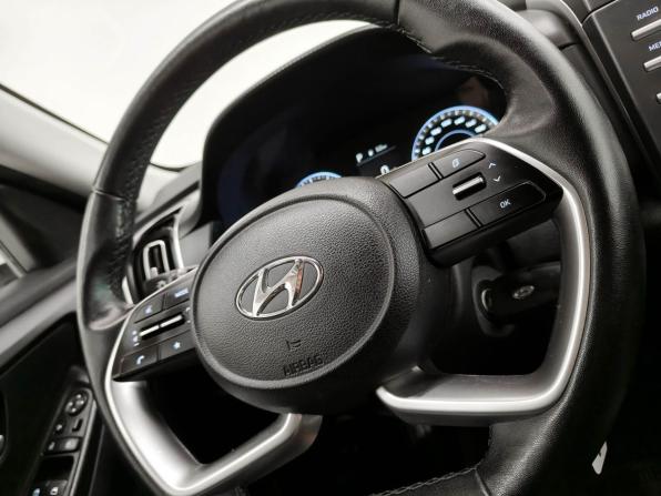 Hyundai Creta II с пробегом 2022 года, цена 1 812 700 рублей, 113414 км, внедорожник, Автокод Объявления