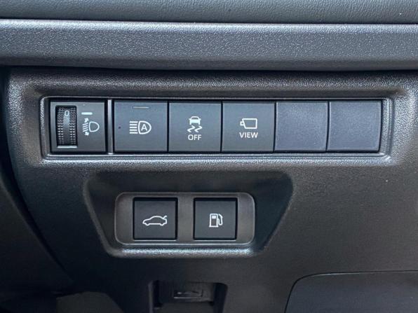 Toyota Camry IX (XV80) China Market с пробегом 2025 года, цена 3 895 000 рублей, 8361 км, седан, Автокод Объявления