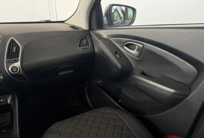 Hyundai ix35 I с пробегом 2012 года, цена 1 215 000 рублей, 141786 км, внедорожник, Автокод Объявления