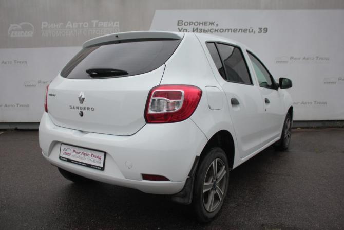 Renault Sandero II с пробегом 2015 года, цена 490 000 рублей, 199201 км, хэтчбек, Автокод Объявления