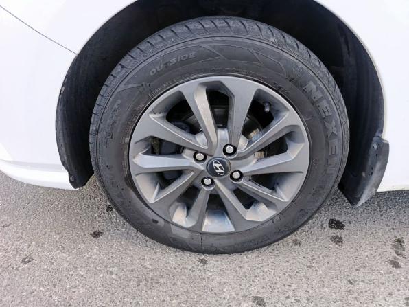 Hyundai Solaris II Рестайлинг с пробегом 2022 года, цена 1 574 000 рублей, 53497 км, седан, Автокод Объявления