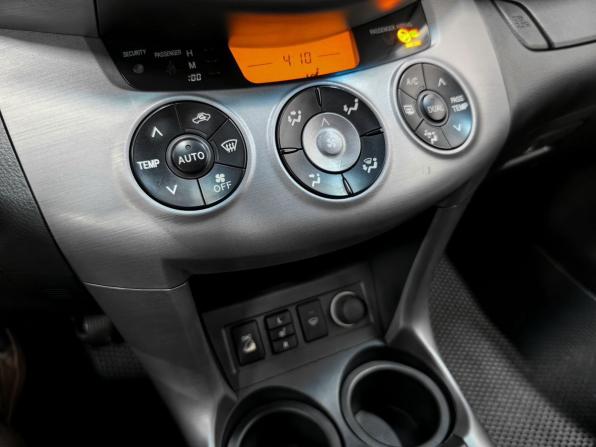 Toyota RAV4 III (XA30) с пробегом 2007 года, цена 1 100 000 рублей, 210000 км, внедорожник, Автокод Объявления