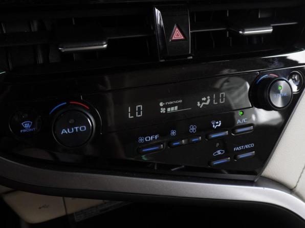Toyota Camry VIII (XV70) Рестайлинг с пробегом 2022 года, цена 3 244 000 рублей, 68676 км, седан, Автокод Объявления