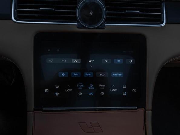 Li Auto (Lixiang) One с пробегом 2022 года, цена 3 699 000 рублей, 62055 км, внедорожник, Автокод Объявления
