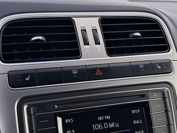 Volkswagen Polo V Рестайлинг с пробегом 2017 года, цена 1 320 000 рублей, 105000 км, седан, Автокод Объявления