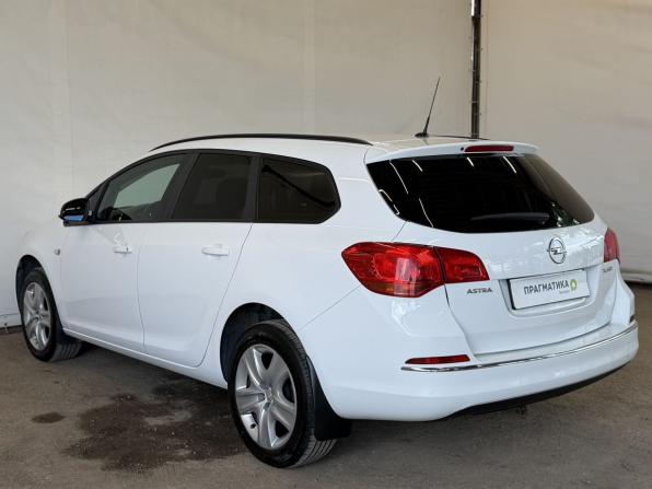 Opel Astra J Рестайлинг с пробегом 2013 года, цена 850 000 рублей, 120000 км, универсал, Автокод Объявления
