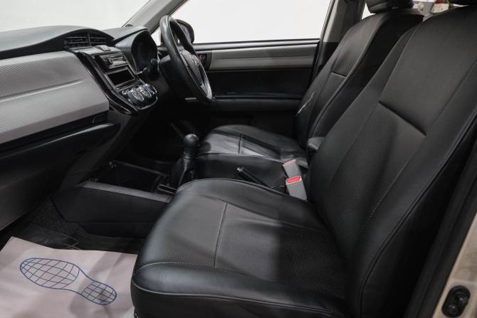 Toyota Corolla XI (E160 E170 E180) с пробегом 2013 года, цена 1 239 000 рублей, 130000 км, седан, Автокод Объявления