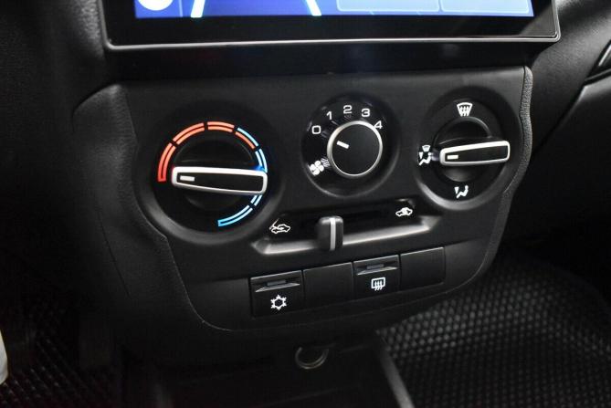 Lada (ВАЗ) Granta I Рестайлинг с пробегом 2025 года, цена 960 000 рублей, 28157 км, лифтбек, Автокод Объявления